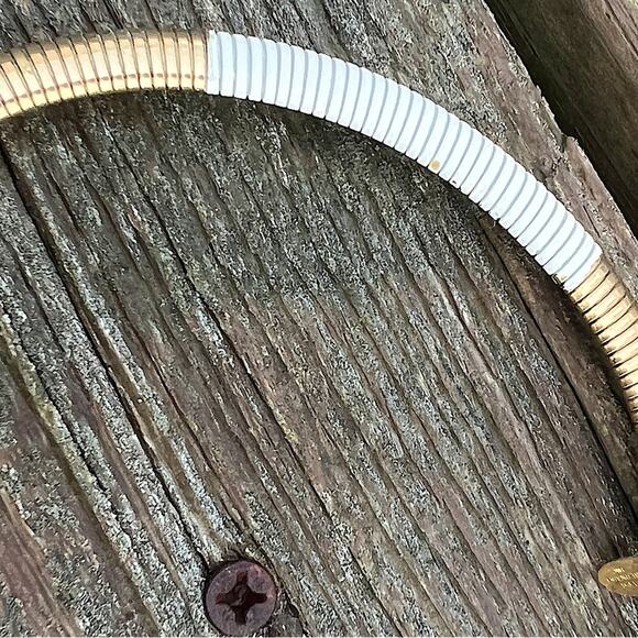 LEE BERNARDO Signed faux gold and white Choker VINTAGE - Picture 13 of 16